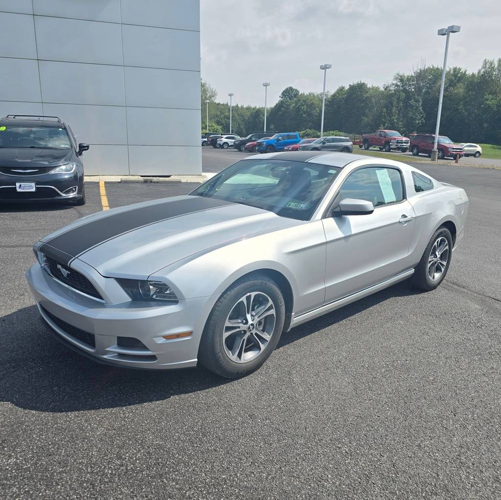 2014 Ford Mustang V6 Premium — Coupe — 35,411 mi — Ebensburg, PA