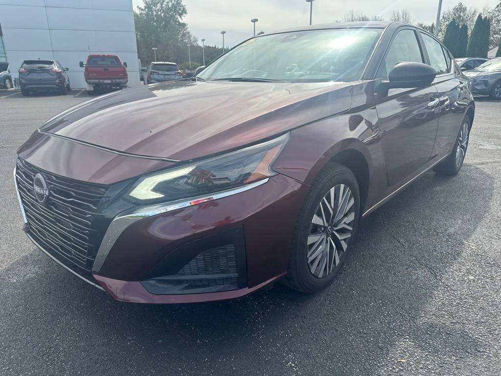 2025 Nissan Altima SV — Sedan — 11,757 mi — Ebensburg, PA