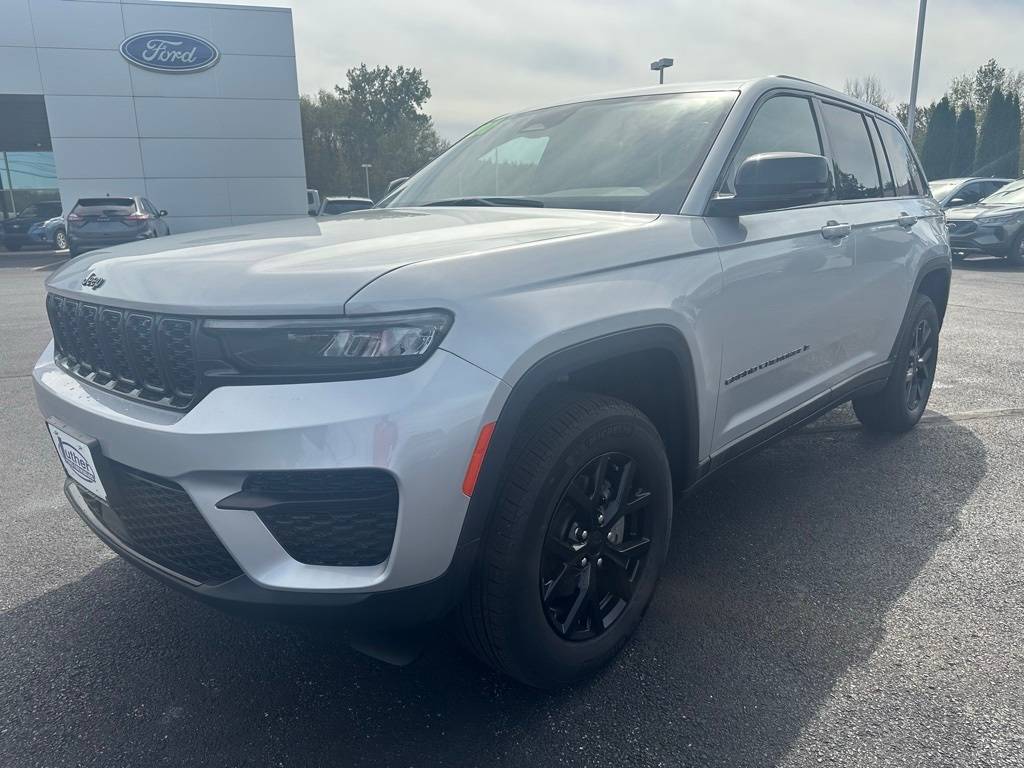 2024 Jeep Grand Cherokee Altitude — SUV — 7,687 mi — Ebensburg, PA