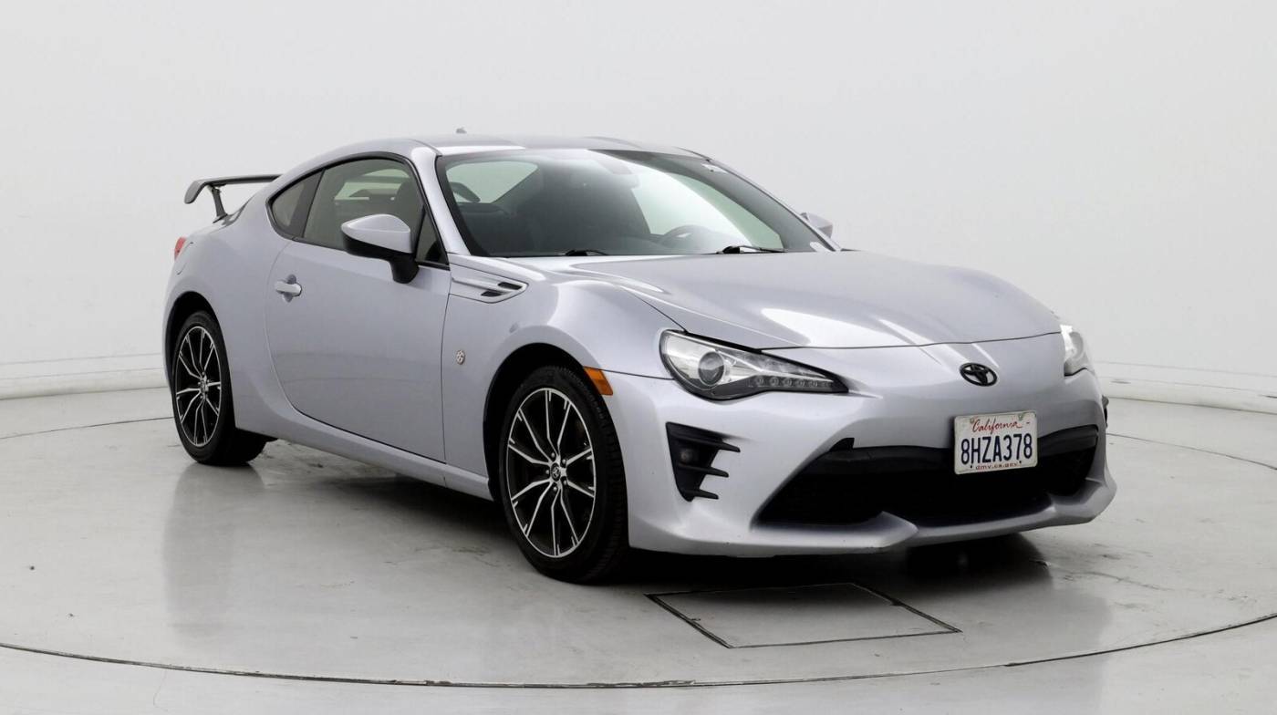 2018 Toyota 86 Base — Coupe — 67,915 mi — Riverside, CA