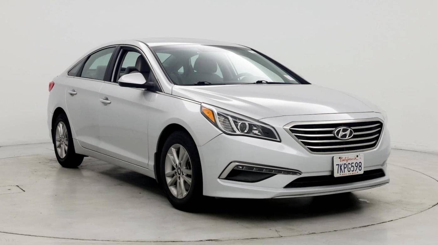 2015 Hyundai Sonata SE — Sedan — 67,970 mi — Riverside, CA