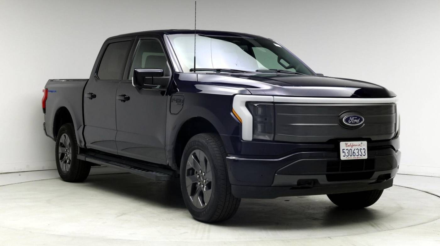 2022 Ford F-150 Lightning LARIAT — Pickup Truck — 29,886 mi — Riverside, CA
