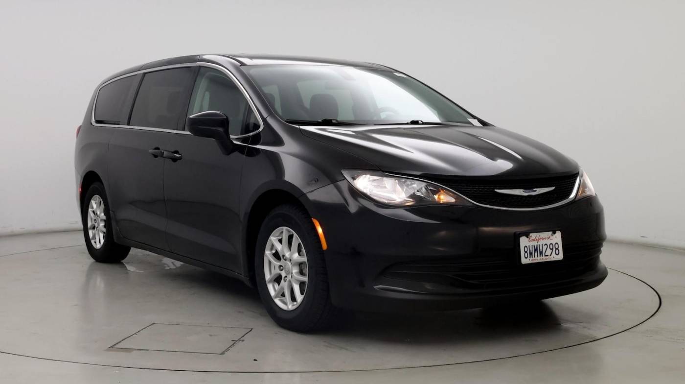 2020 Chrysler Voyager LX — Minivan — 44,645 mi — Riverside, CA