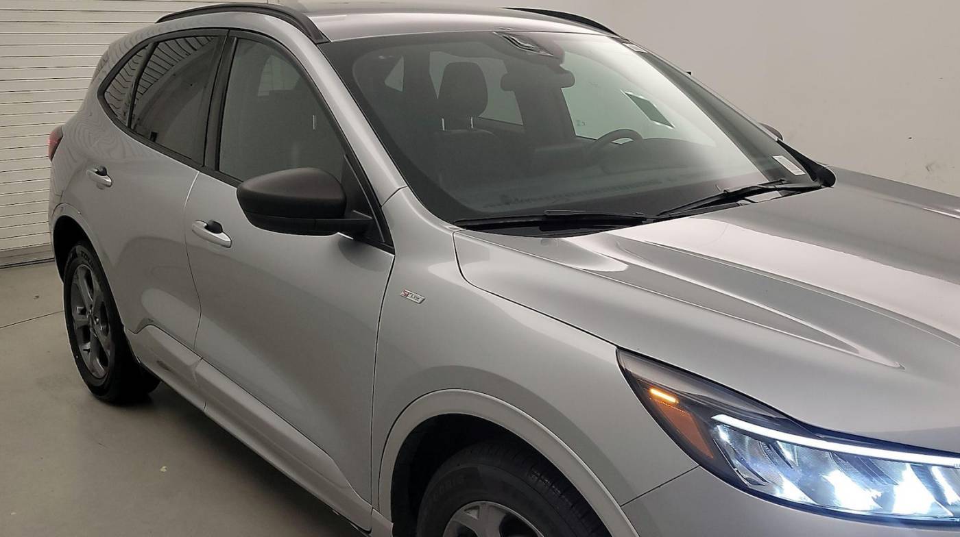 2023 Ford Escape ST-Line — SUV — 27,671 mi — Riverside, CA
