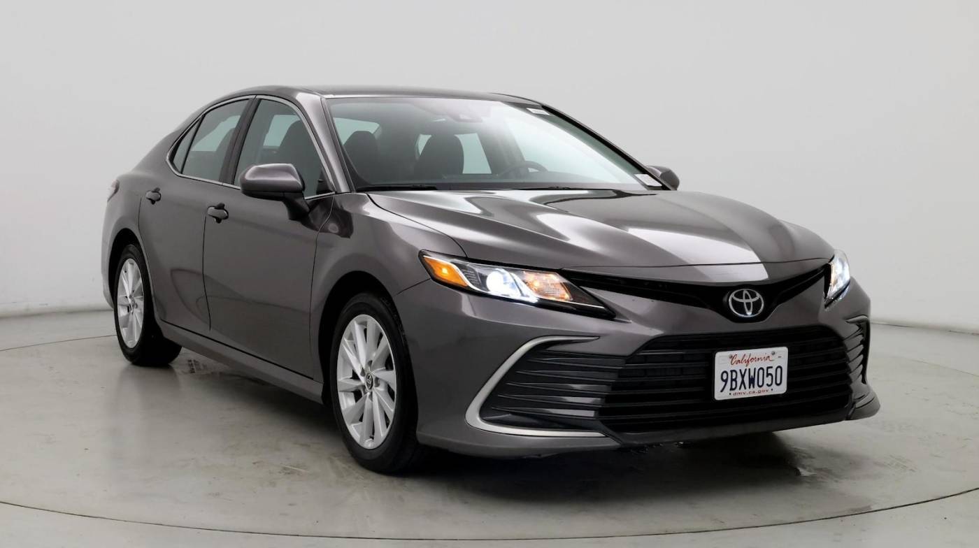 2022 Toyota Camry LE — Sedan — 20,646 mi — Riverside, CA
