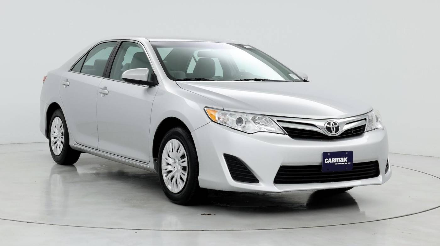 2014 Toyota Camry LE — Sedan — 29,743 mi — Roseville, CA