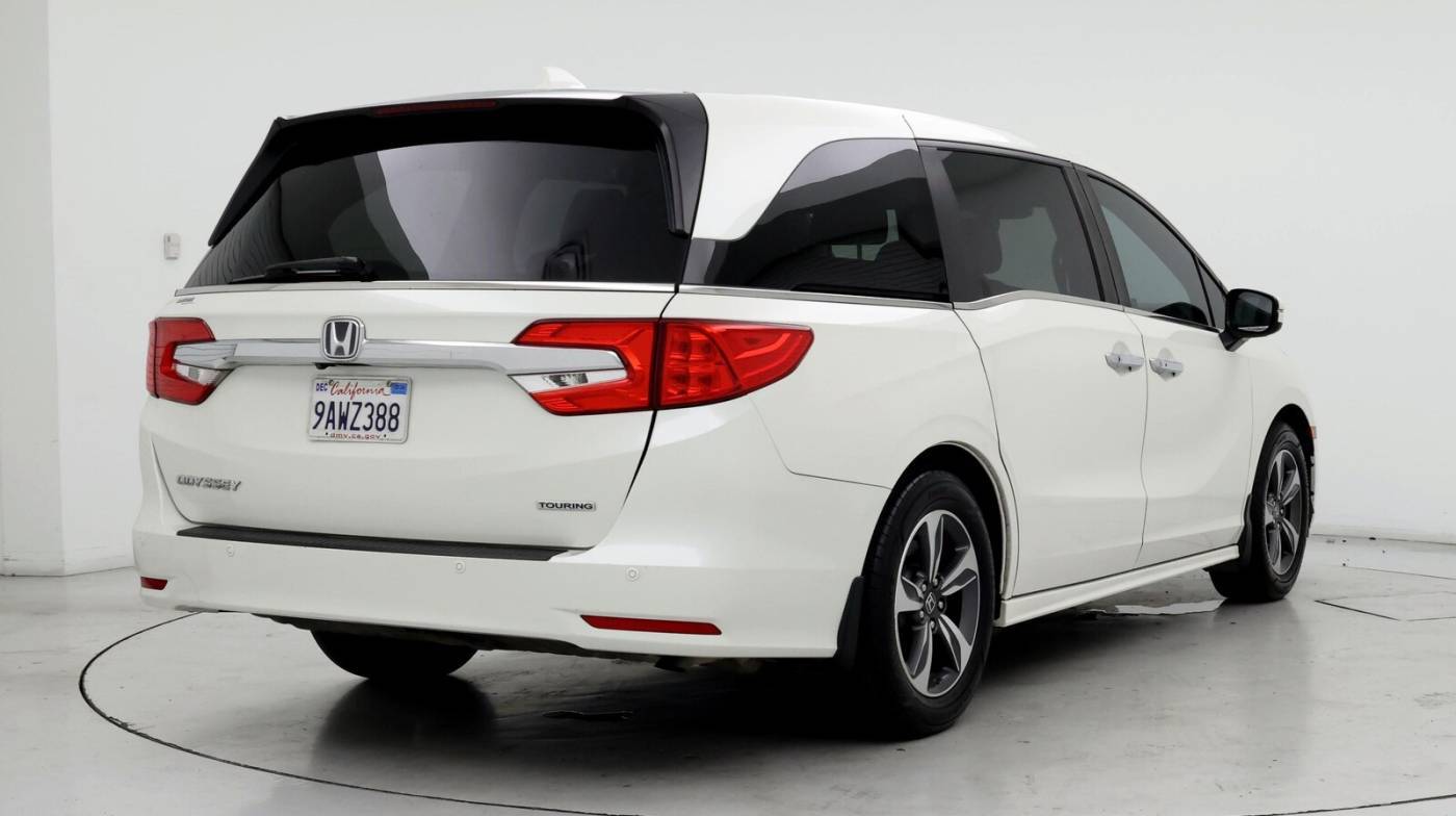 2018 Honda Odyssey Touring — Minivan — 87,494 mi — Roseville, CA