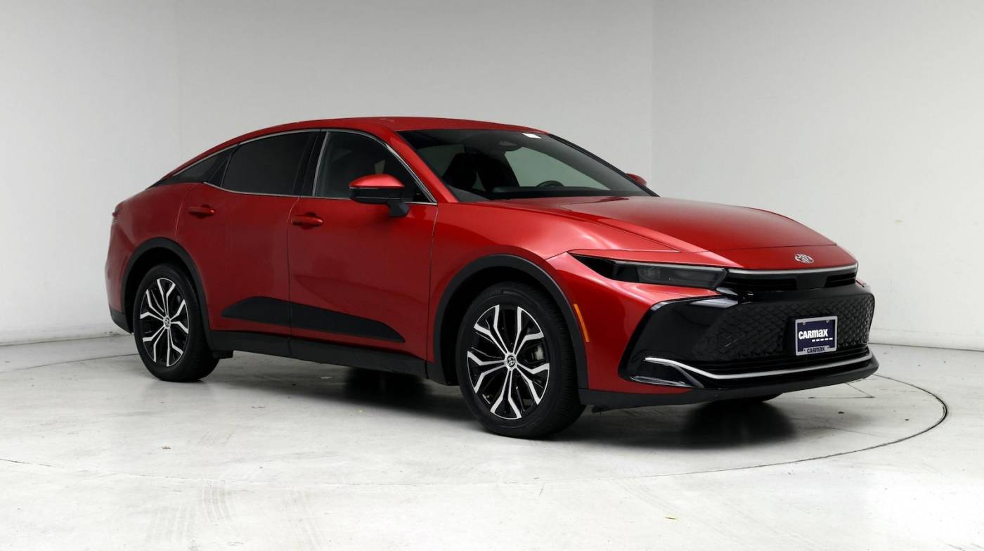 2023 Toyota Crown XLE — Sedan — 8,898 mi — Roseville, CA