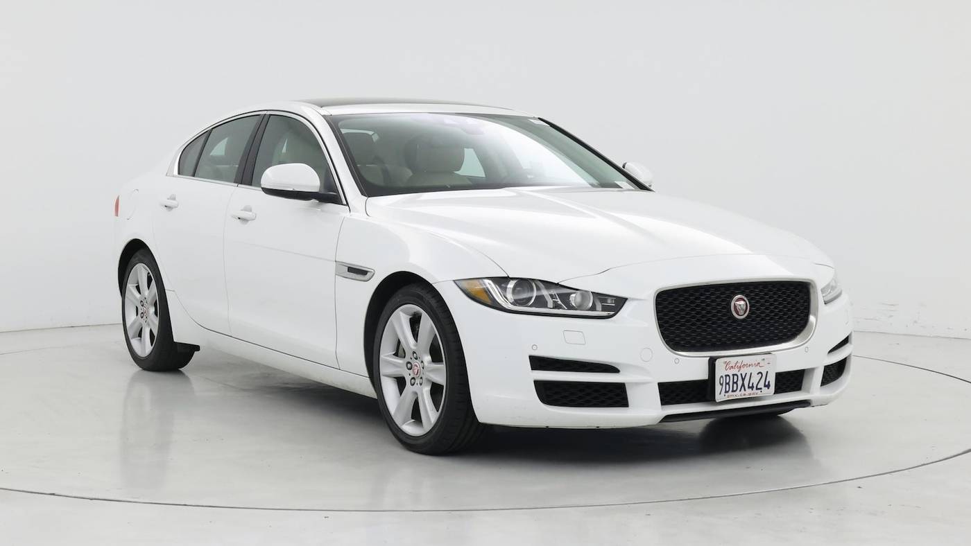 2018 Jaguar XE