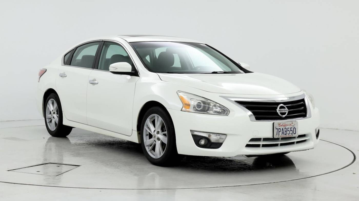 2015 Nissan Altima 2.5 SV — Sedan — 121,060 mi — Roseville, CA