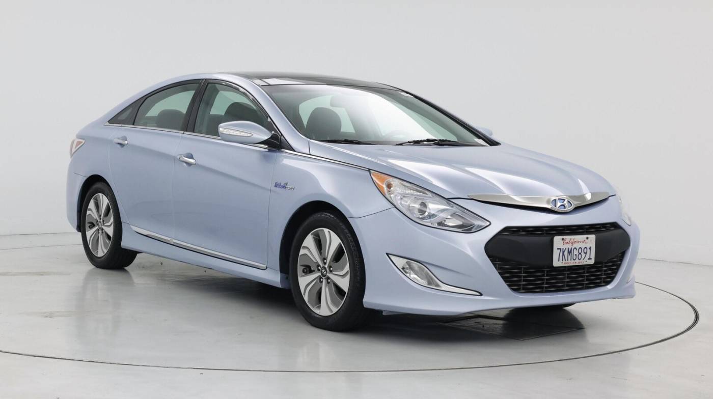 2015 Hyundai Sonata Hybrid Limited — Sedan — 69,789 mi — Roseville, CA