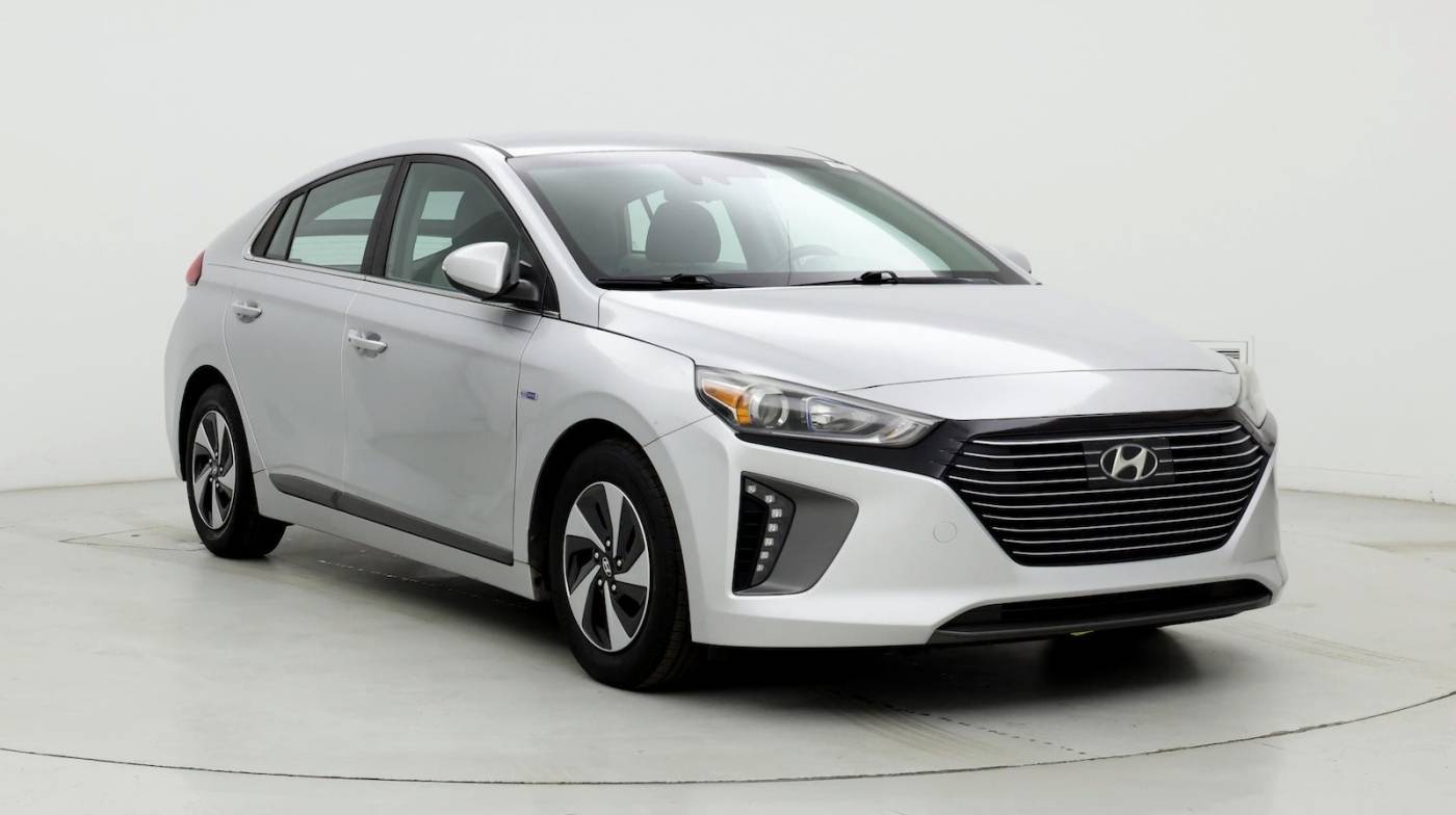2017 Hyundai Ioniq Hybrid SEL — Hatchback — 94,732 mi — Roswell, GA