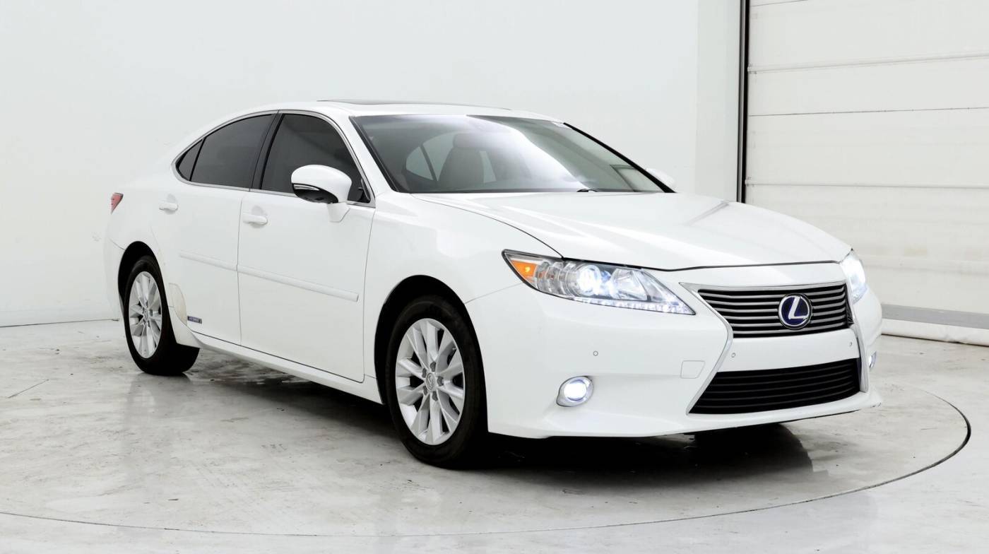 2015 Lexus ES ES 300h — Sedan — 104,784 mi — Roswell, GA
