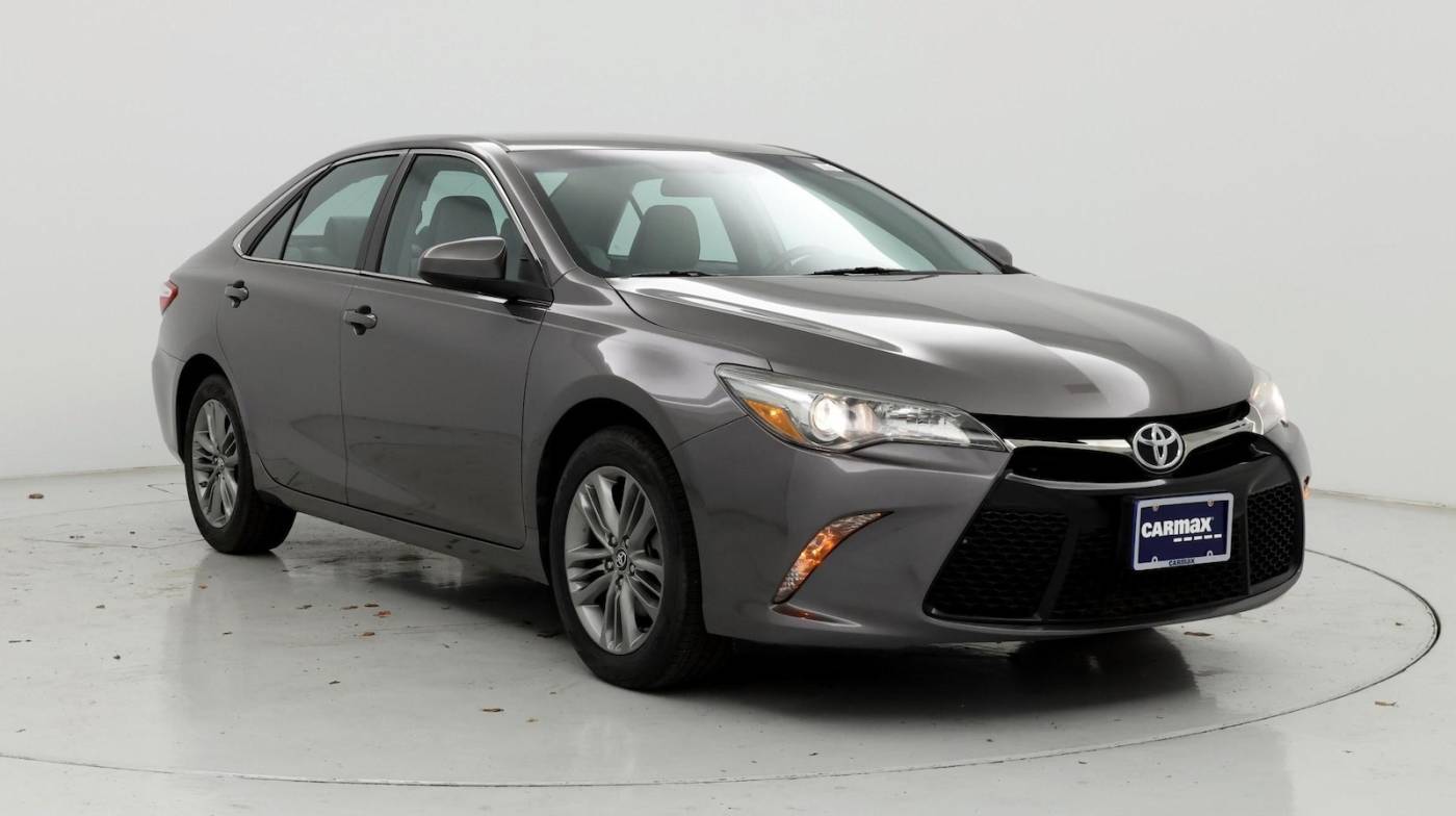 2017 Toyota Camry SE — Sedan — 71,893 mi — Roswell, GA