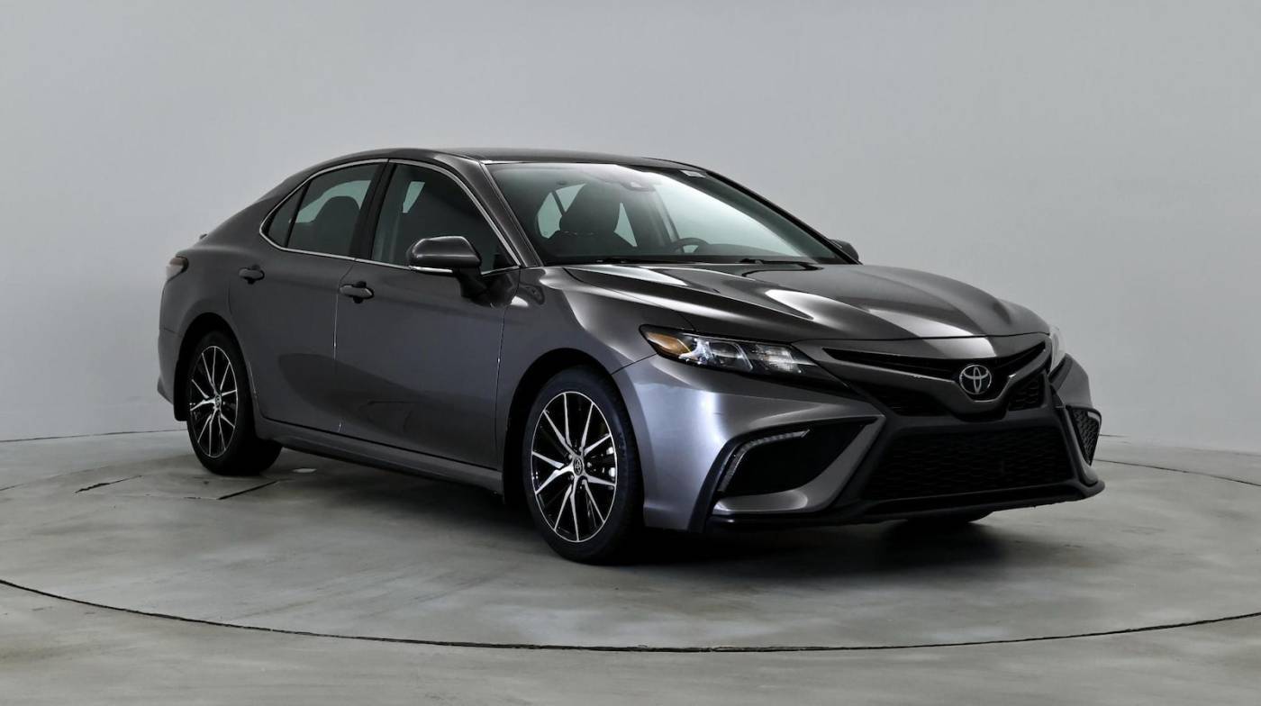 2023 Toyota Camry SE — Sedan — 35,408 mi — Roswell, GA