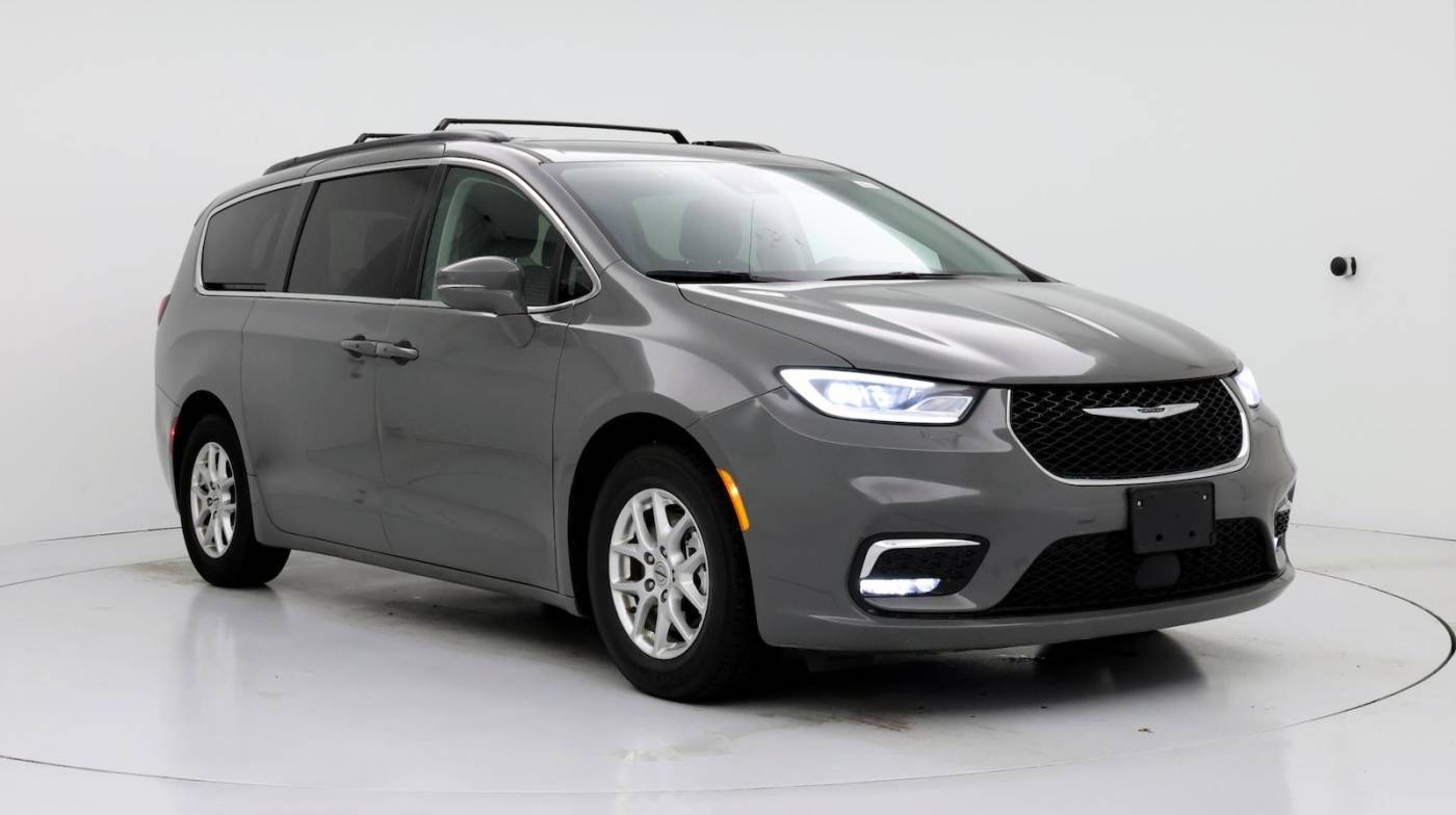 2022 Chrysler Pacifica Touring L — Minivan — 59,768 mi — Roswell, GA