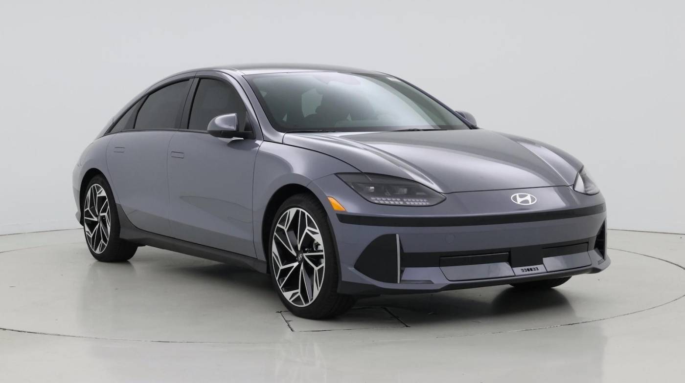 2025 Hyundai IONIQ 6 SEL — Sedan — 4,338 mi — Pompano Beach, FL
