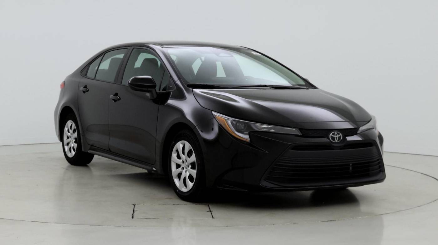 2023 Toyota Corolla LE — Sedan — 42,985 mi — Pompano Beach, FL