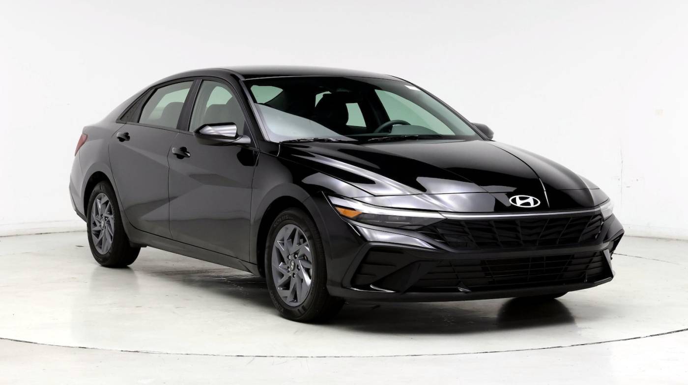2024 Hyundai Elantra SEL — Sedan — 5,499 mi — Pompano Beach, FL