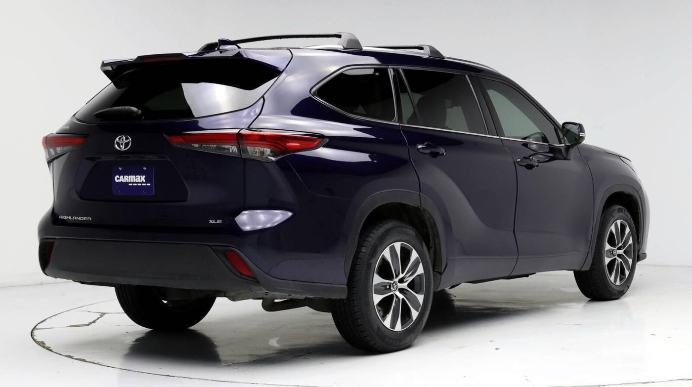 2020 Toyota Highlander XLE — SUV — 64,775 mi — San Antonio, TX
