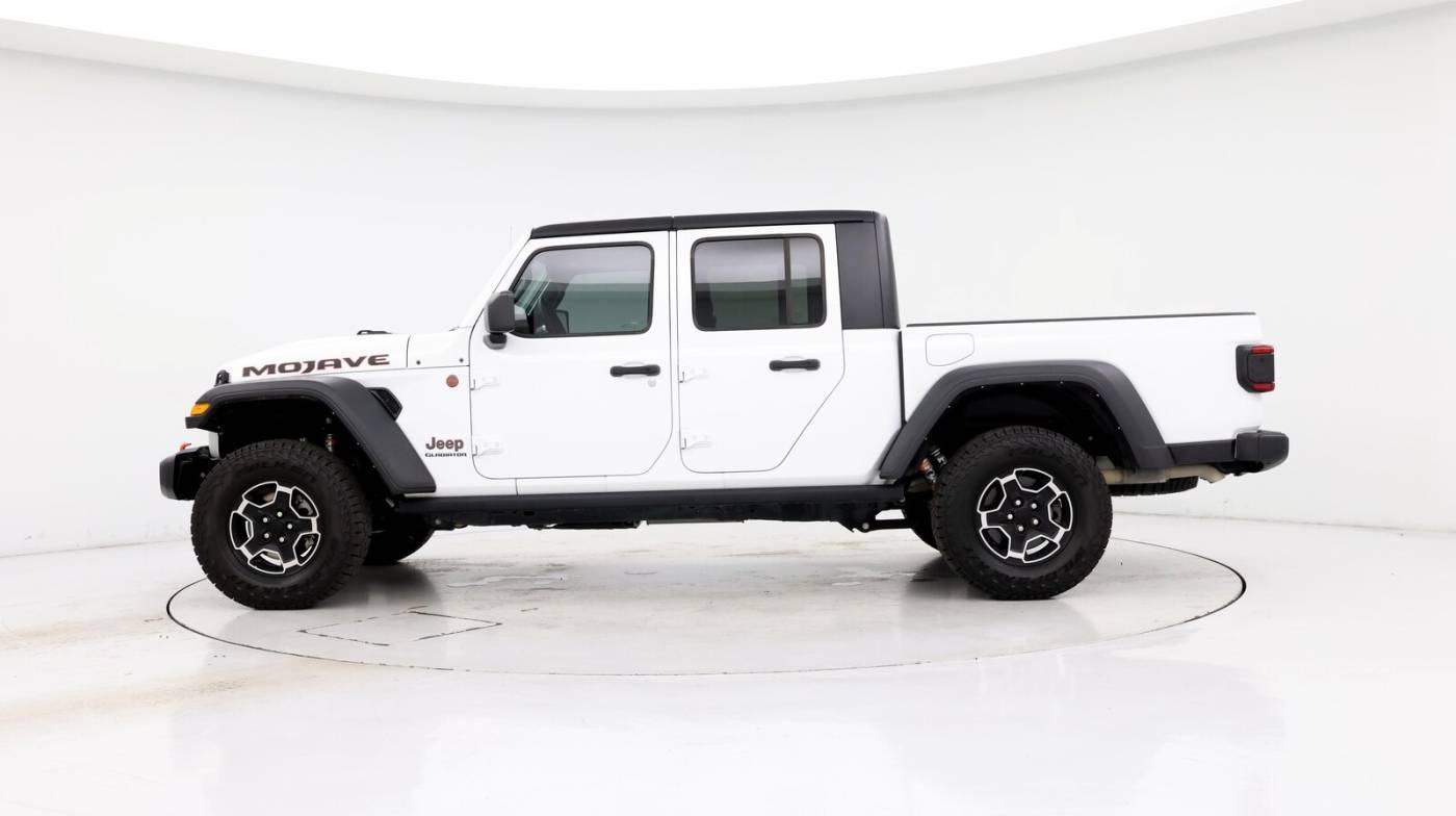 2021 Jeep Gladiator Mojave — Pickup Truck — 17,600 mi — San Antonio, TX