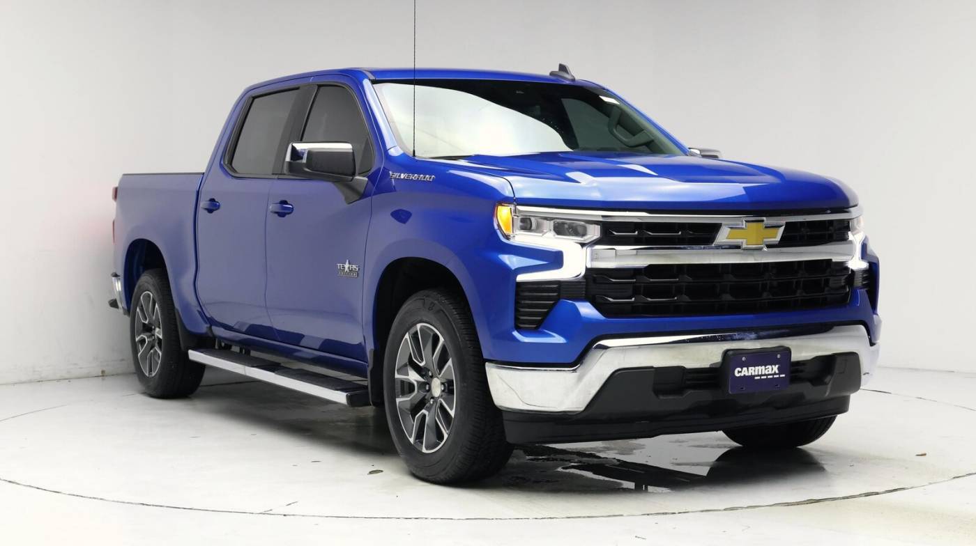 2023 Chevrolet Silverado 1500 LT — Pickup Truck — 10,361 mi — San Antonio, TX