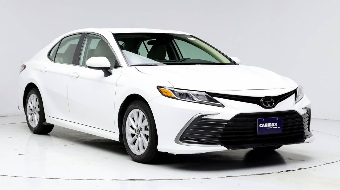 2024 Toyota Camry LE — Sedan — 23,040 mi — San Antonio, TX