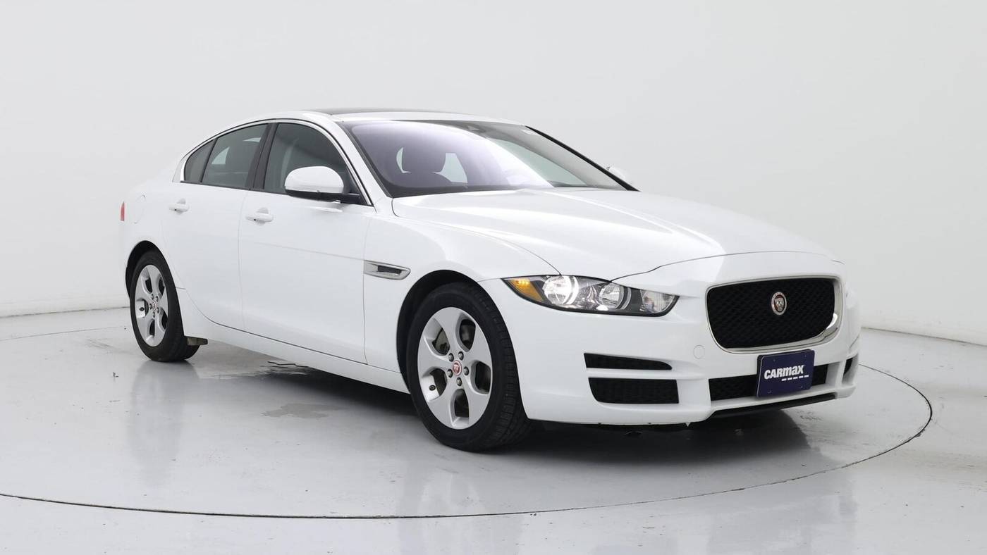 2017 Jaguar XE