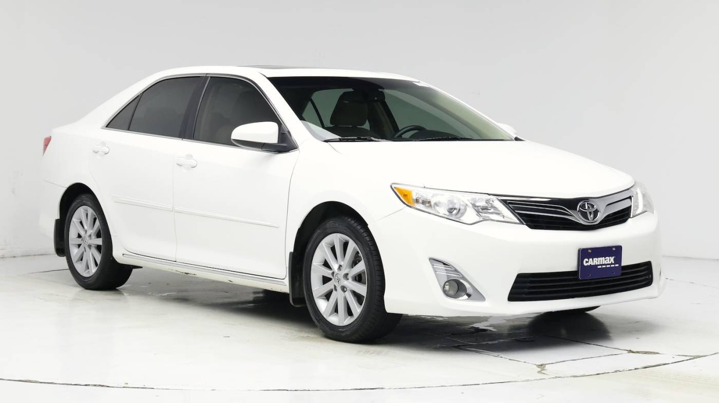 2014 Toyota Camry XLE — Sedan — 95,055 mi — San Antonio, TX