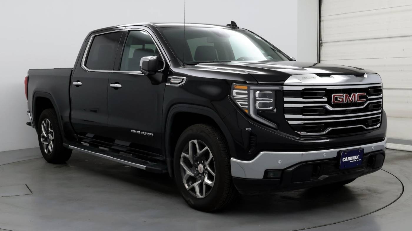 2024 GMC Sierra 1500 SLT — Pickup Truck — 7,568 mi — San Antonio, TX