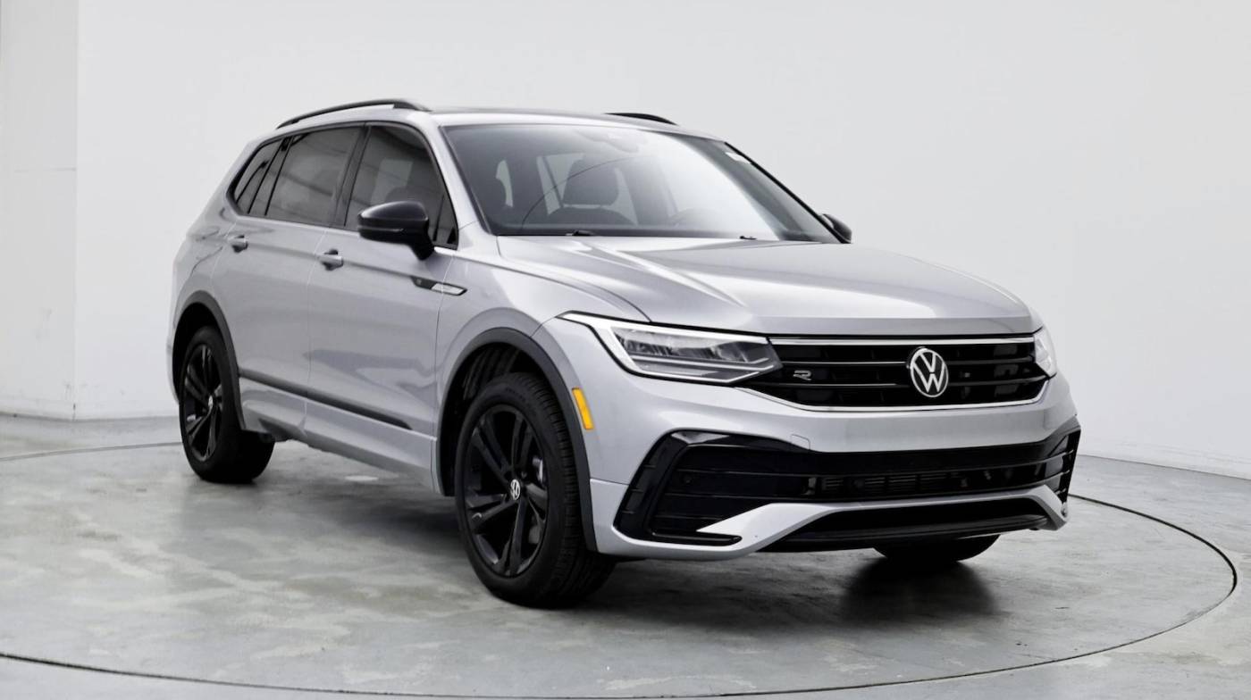 2024 Volkswagen Tiguan SE R-Line Black — SUV — 16,800 mi — Sanford, FL