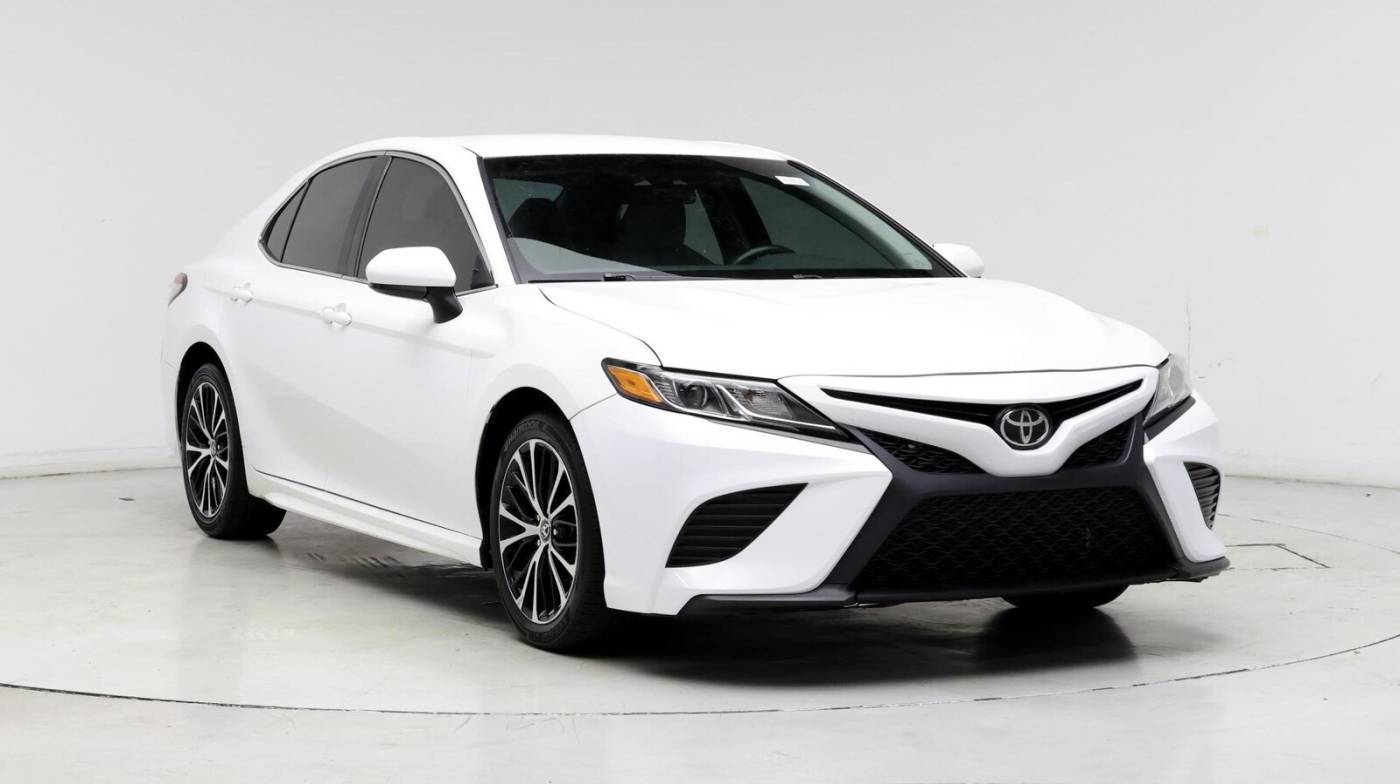 2018 Toyota Camry SE — Sedan — 27,653 mi — Sanford, FL