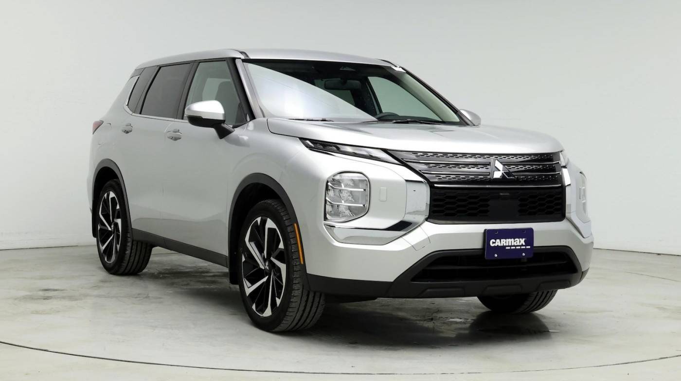 2022 Mitsubishi Outlander ES — SUV — 50,197 mi — Schaumburg, IL