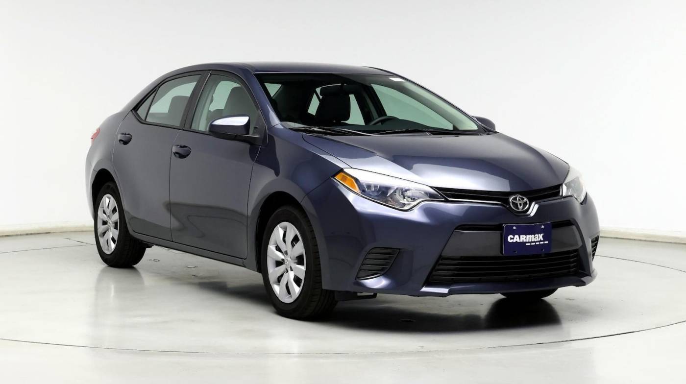 2016 Toyota Corolla LE — Sedan — 110,101 mi — Schaumburg, IL