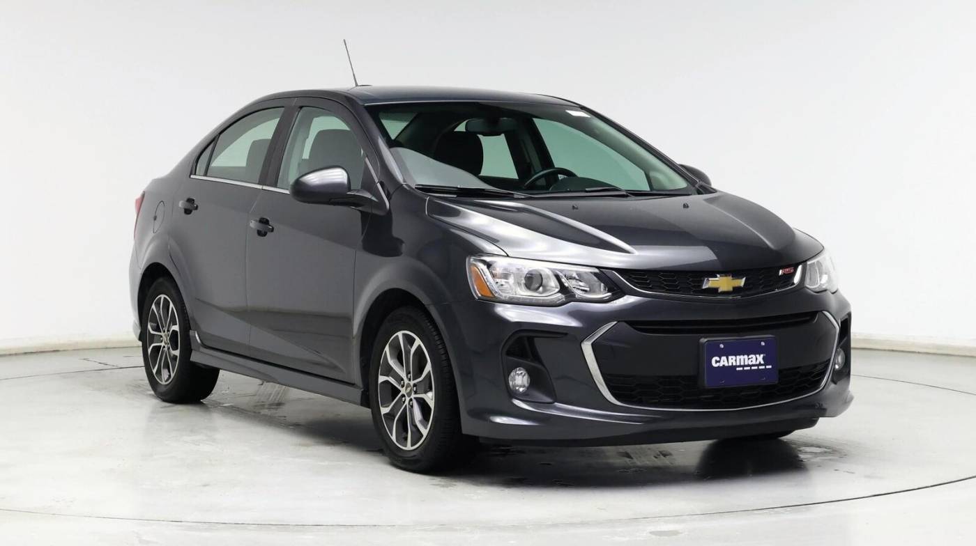2017 Chevrolet Sonic LT — Sedan — 63,729 mi — Schaumburg, IL