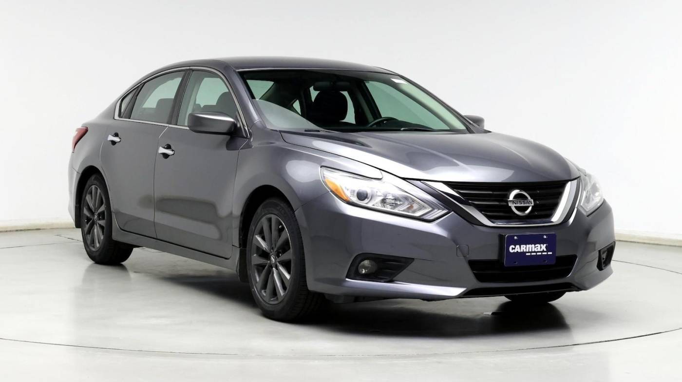 2016 Nissan Altima 2.5 SV — Sedan — 71,922 mi — Schaumburg, IL