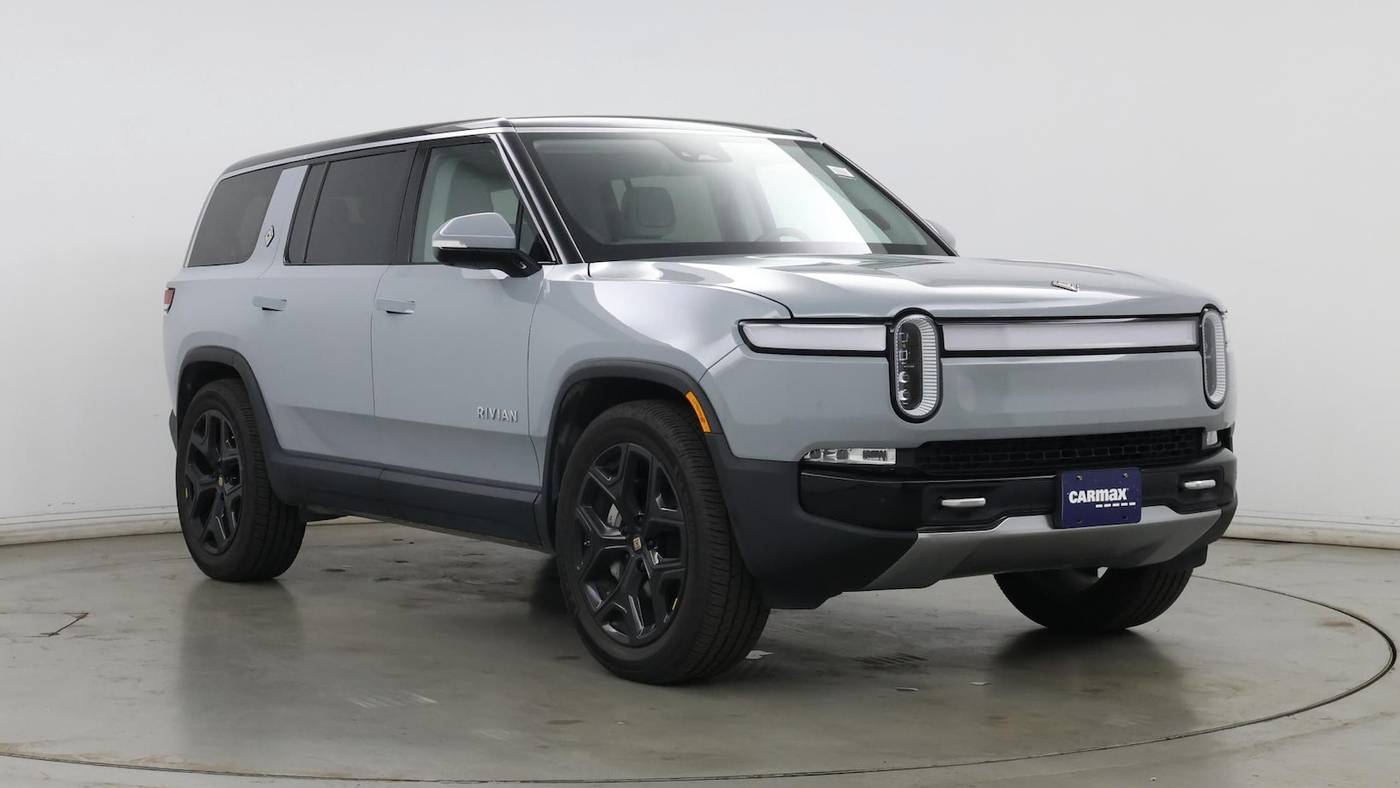 2023 Rivian R1S