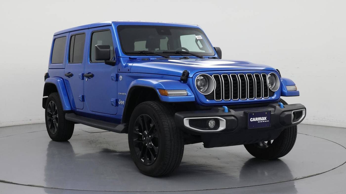 2024 Jeep Wrangler Sahara