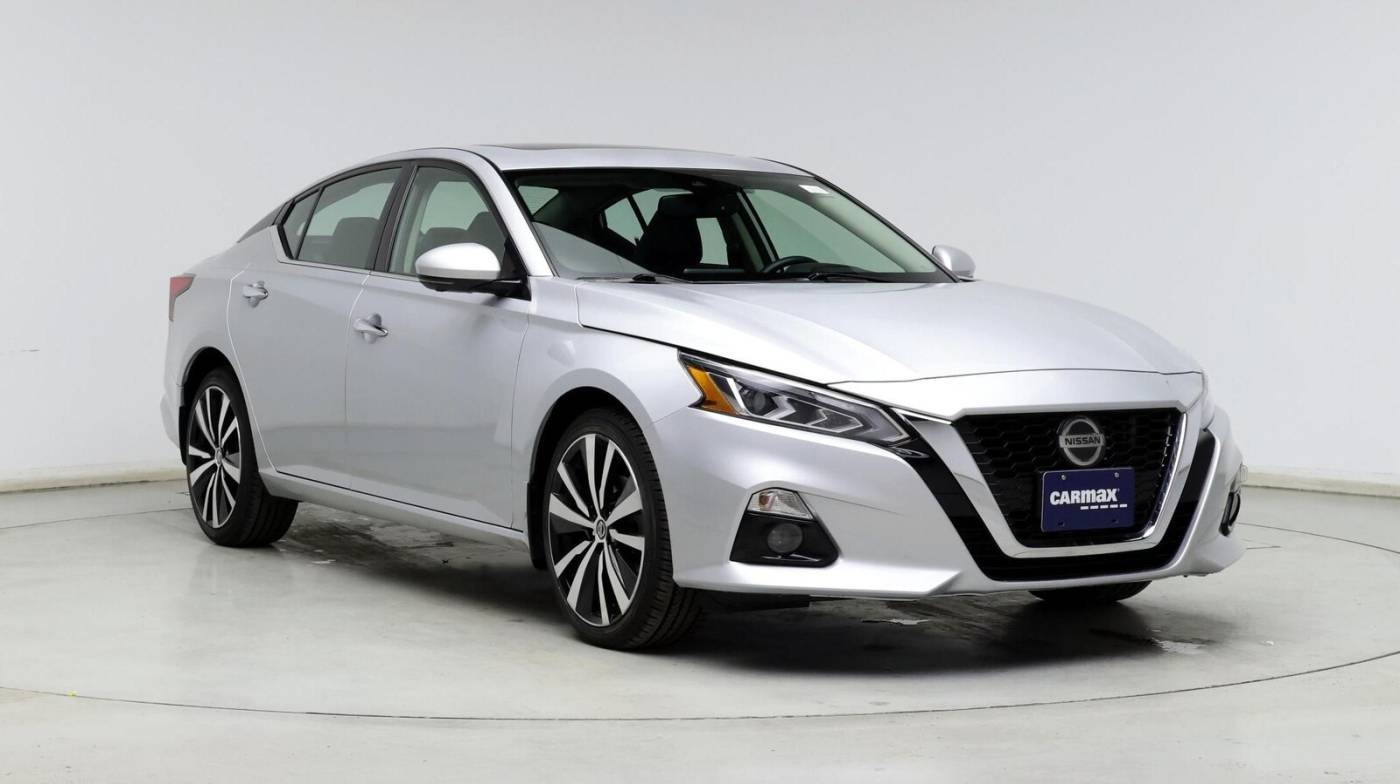 2019 Nissan Altima Platinum — Sedan — 84,448 mi — Schaumburg, IL