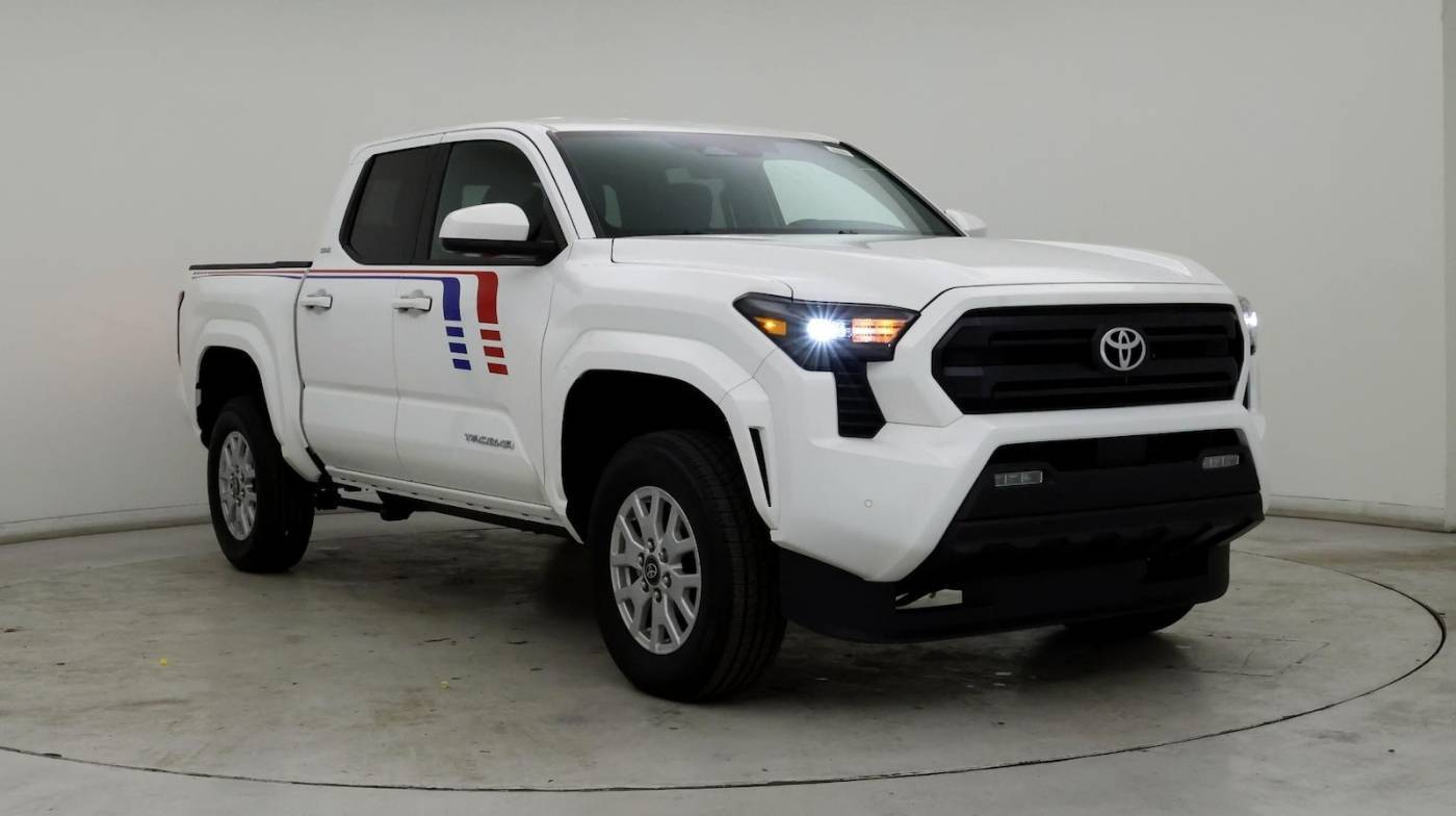 2024 Toyota Tacoma SR5 — Pickup Truck — 127 mi — Pineville, NC