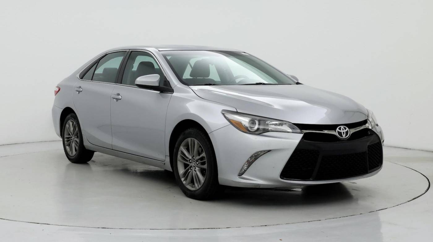 2017 Toyota Camry SE — Sedan — 32,471 mi — Stockbridge, GA