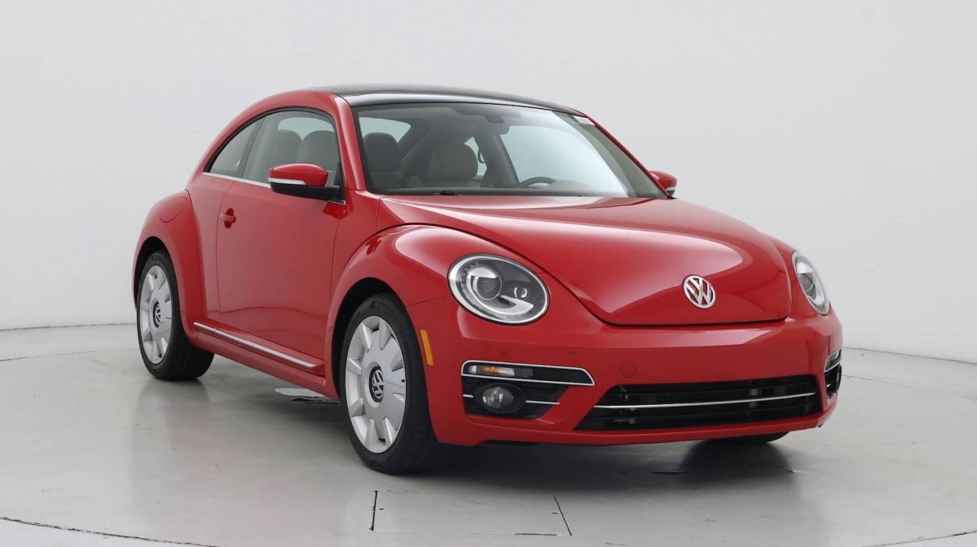 2019 Volkswagen Beetle SE — Coupe — 23,135 mi — Stockbridge, GA