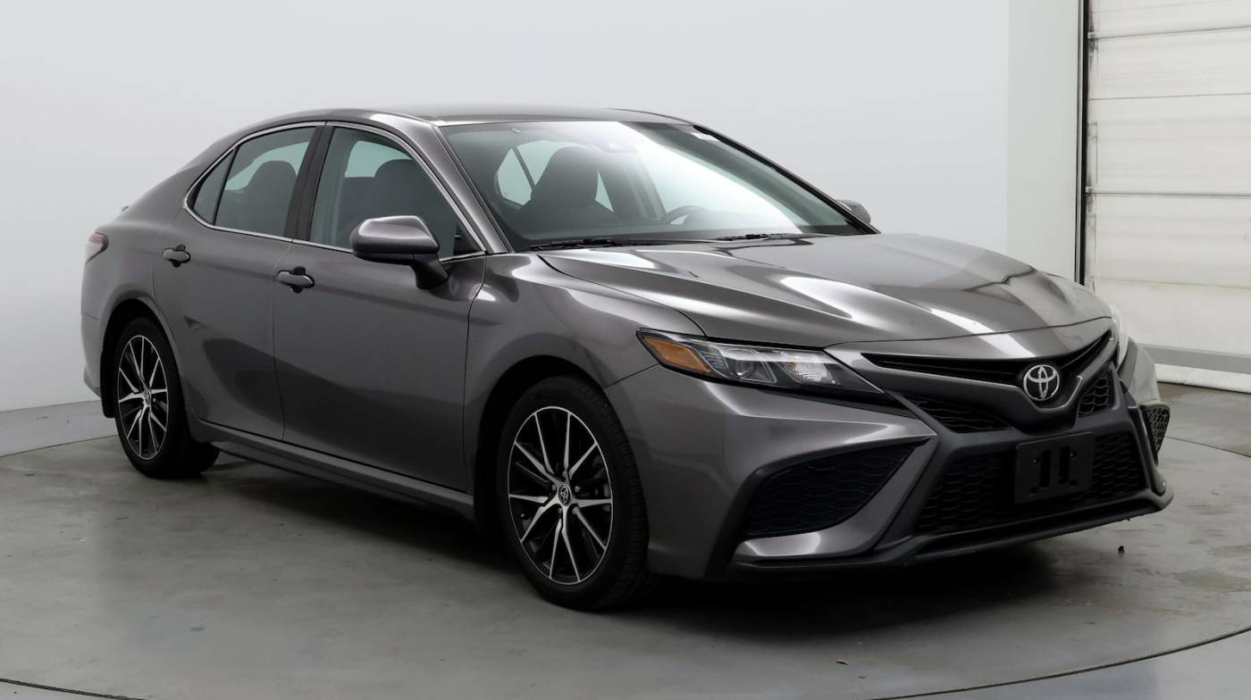 2021 Toyota Camry SE — Sedan — 32,321 mi — Stockbridge, GA