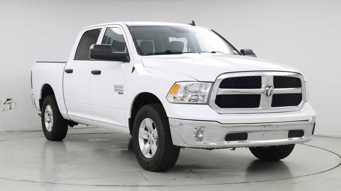 2022 Ram 1500 Classic SLT — Pickup Truck — 26,678 mi — Stockbridge, GA