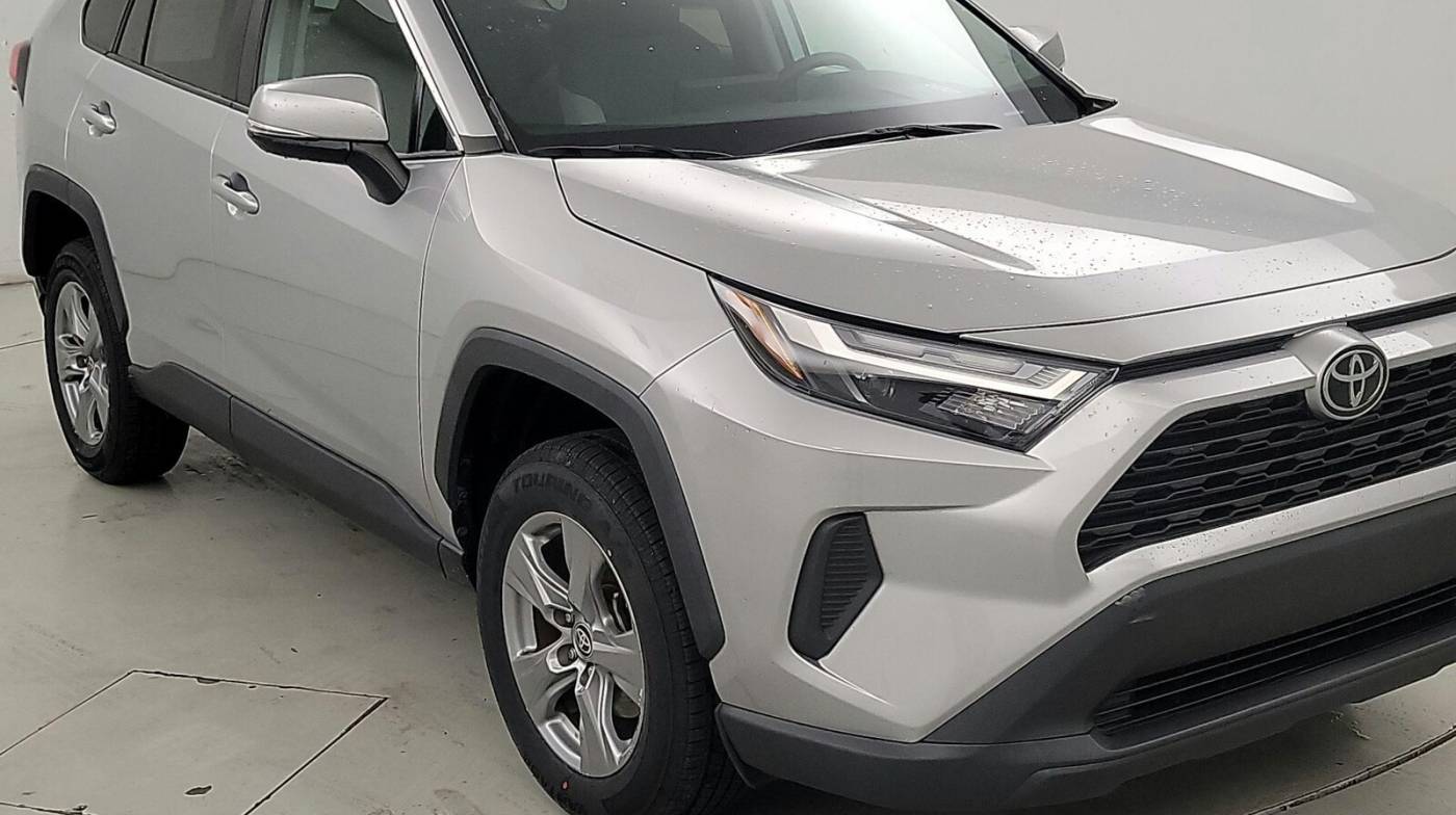 2022 Toyota RAV4 XLE — SUV — 30,272 mi — Stockbridge, GA