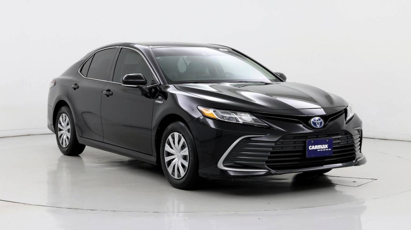 2021 Toyota Camry Hybrid LE — Sedan — 13,649 mi — Houston, TX