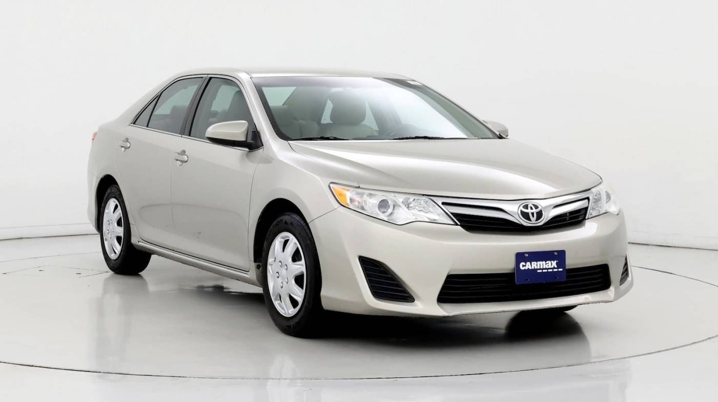 2014 Toyota Camry LE — Sedan — 44,752 mi — Houston, TX