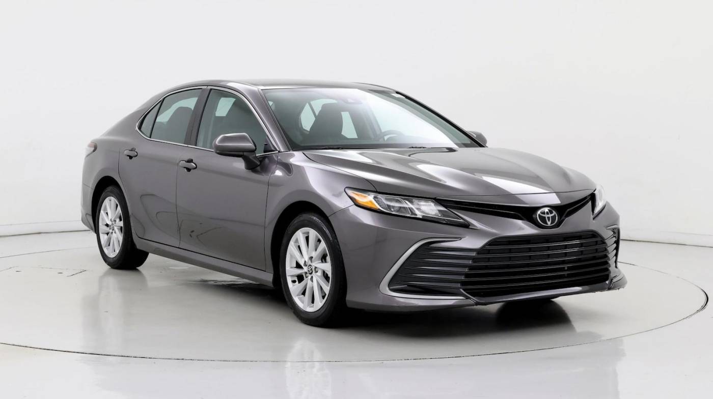2022 Toyota Camry LE — Sedan — 13,547 mi — Houston, TX