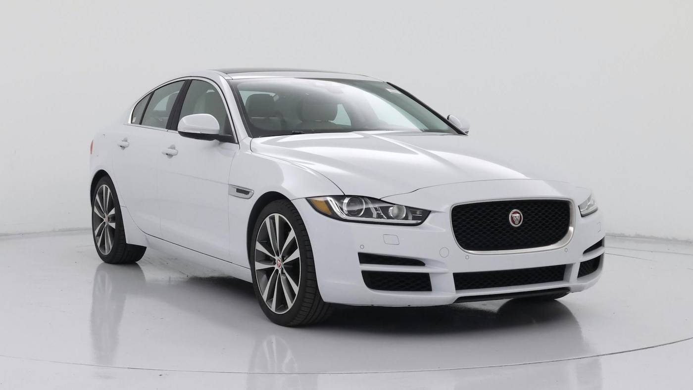 2018 Jaguar XE