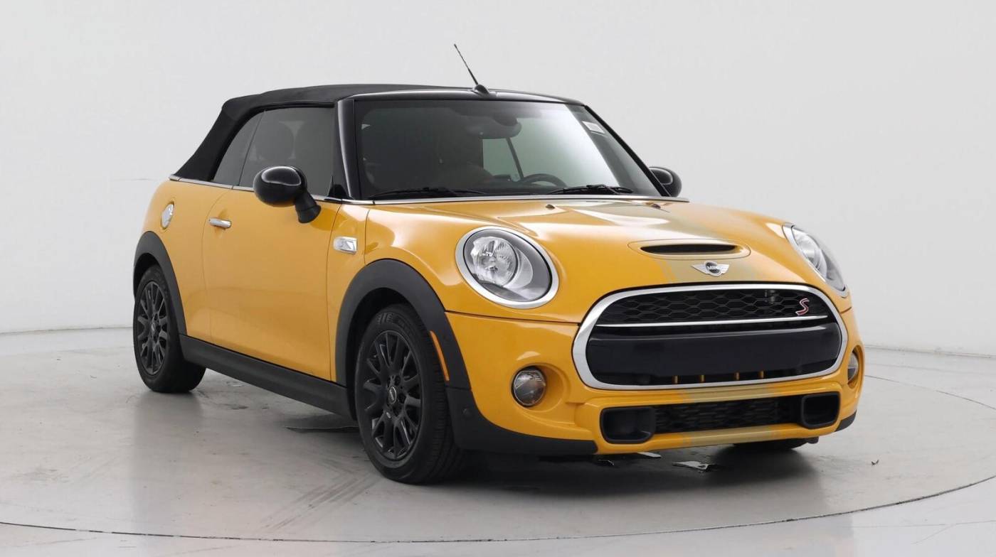 2018 MINI Convertible Cooper S — Convertible — 24,635 mi — Tampa, FL
